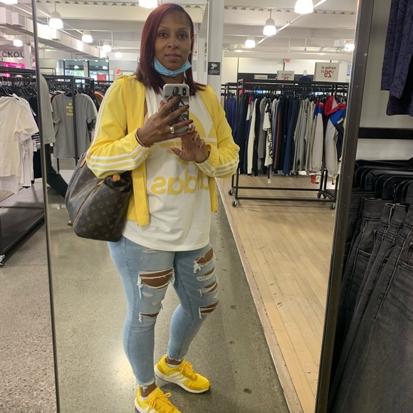 Meet your Posher, Falisa - Picture 4 of 12